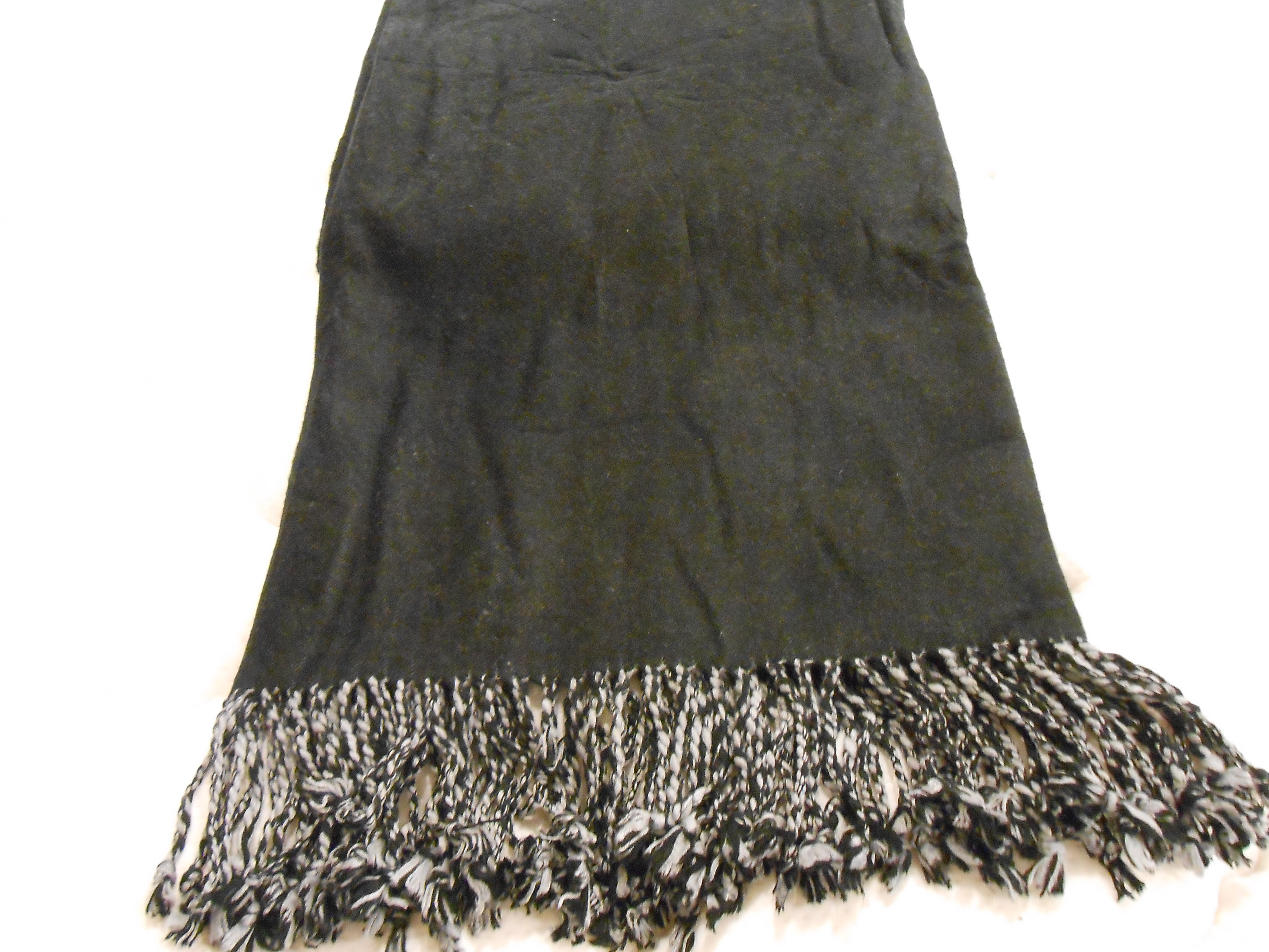 Bonnie Charcoal Throw