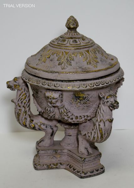 Urn