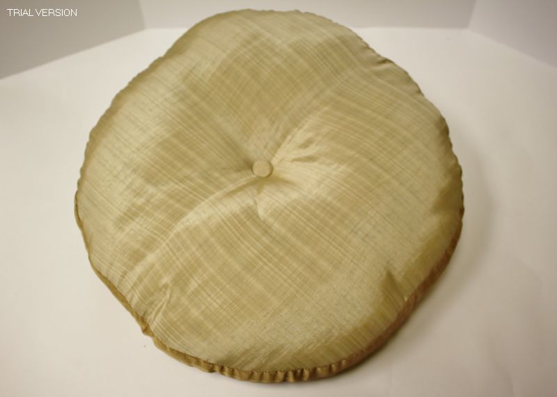 Round Pillow-Mocha Suerte