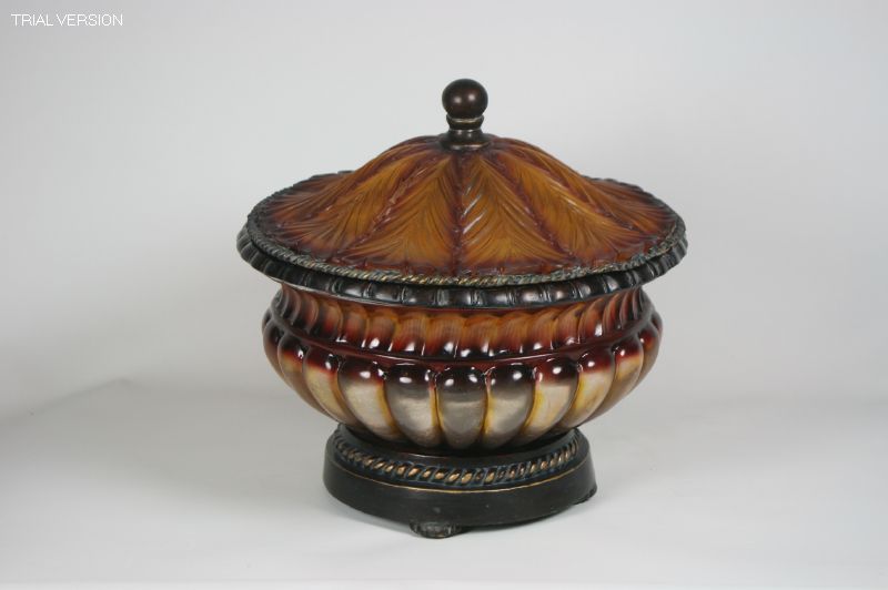 Ribbed Acanthus Box W/Lid