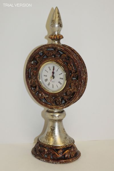 Clock-Carved Rosette Design