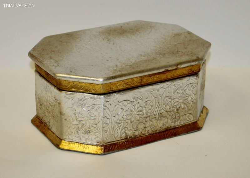 Box - Gold/Silver